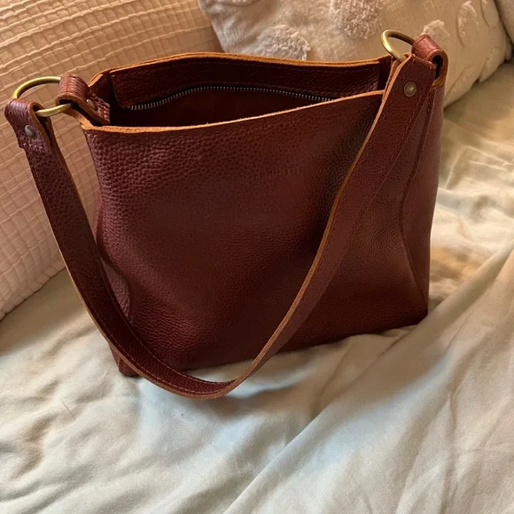 Portland Leather Nutmeg Shoulder Bag - Picture 4 of 11